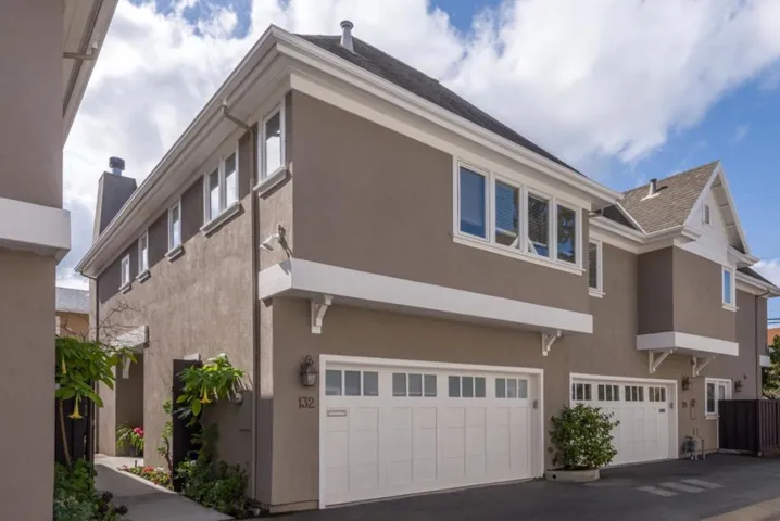 132 Buckthorn Way, Menlo Park, California 94025