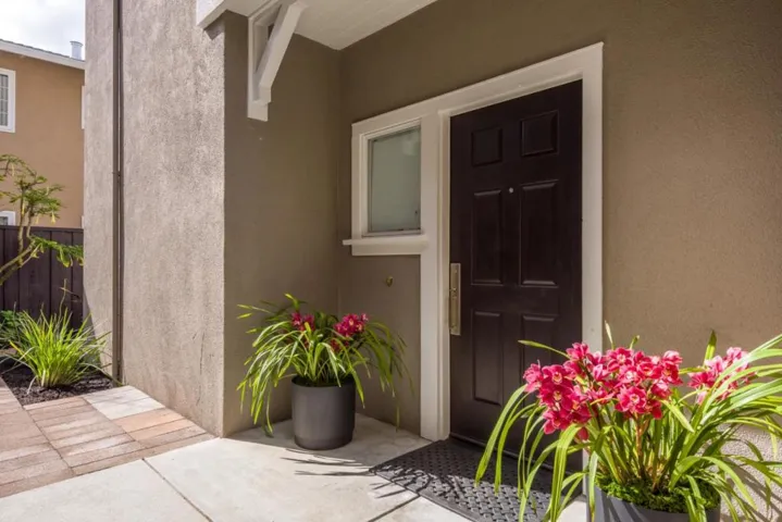 132 Buckthorn Way, Menlo Park, California 94025