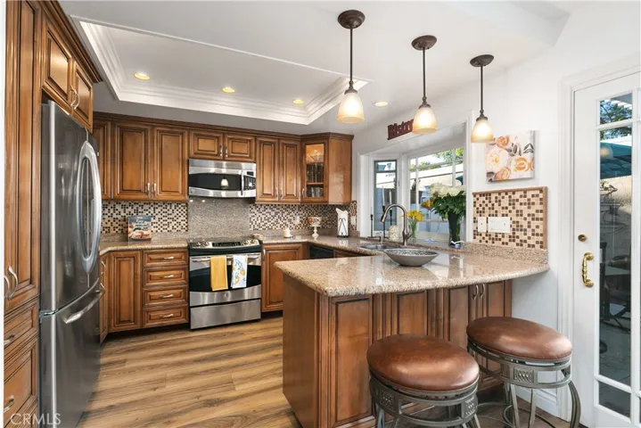 Awesome Chefs Kitchen with eating bar area