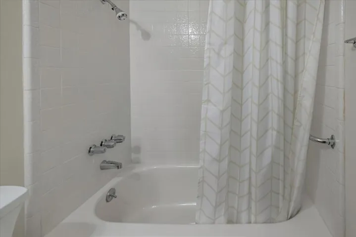 Hallway shower over tub