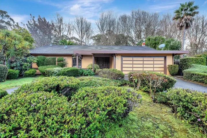 732 Le Mans Way, Half Moon Bay, California 94019