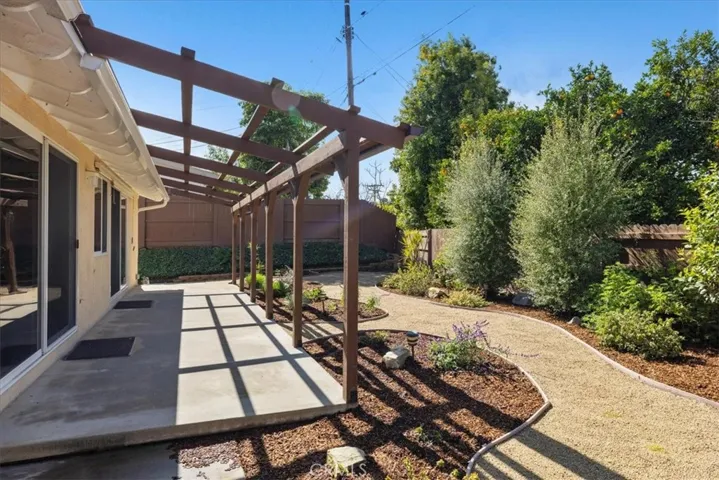 27527 Longhill Drive, Rancho Palos Verdes, California 90275