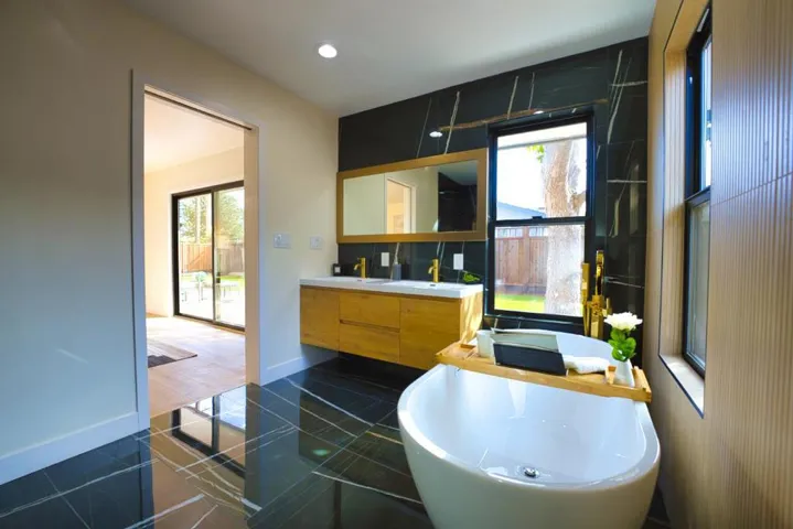 826 W Remington Drive, Sunnyvale, California 94087