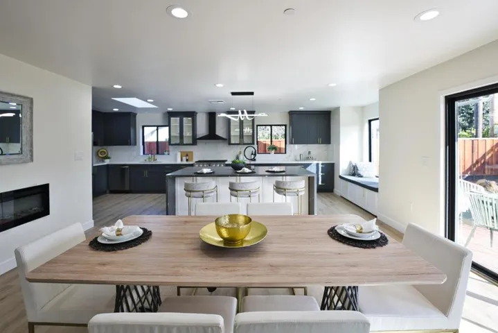 826 W Remington Drive, Sunnyvale, California 94087