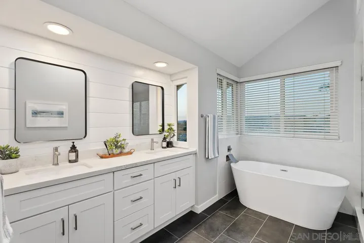 2175 Via Teca 57, San Clemente, California 92673