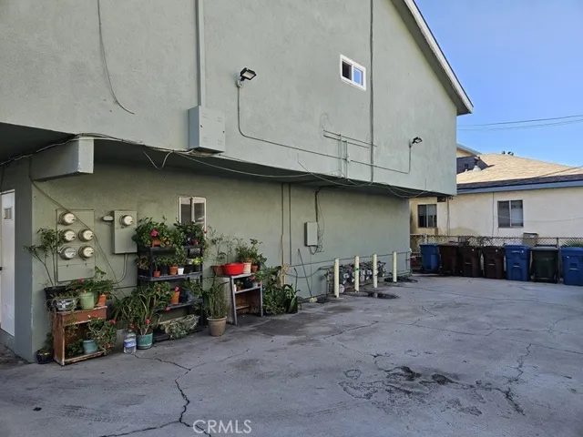 12606 Doty Avenue, Hawthorne, California 90250