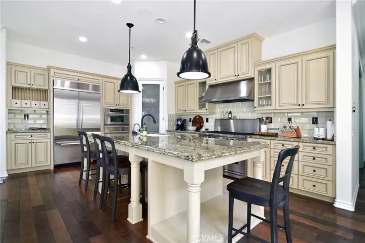 4011 Adriatic Street, Oxnard, California 93035