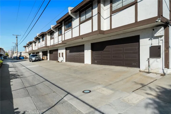 14551 Cerise Avenue 18, Hawthorne, California 90250