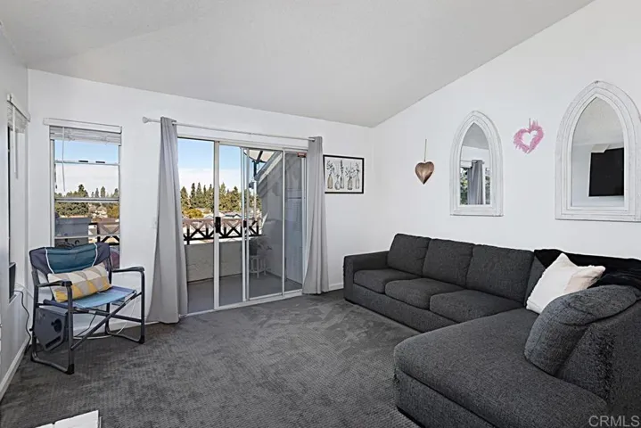2005 Lakeridge Circle Unit 302, Chula Vista, California 91913