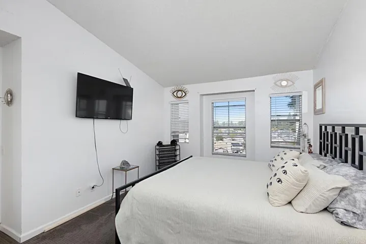 2005 Lakeridge Circle Unit 302, Chula Vista, California 91913