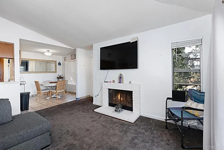 2005 Lakeridge Circle Unit 302, Chula Vista, California 91913