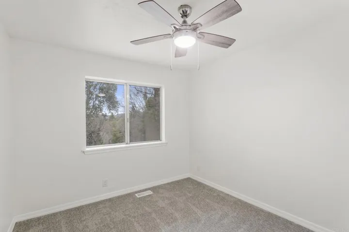359 Davos Drive, Crestline, California 92325