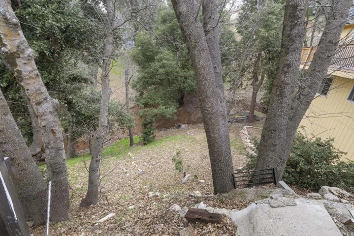 359 Davos Drive, Crestline, California 92325