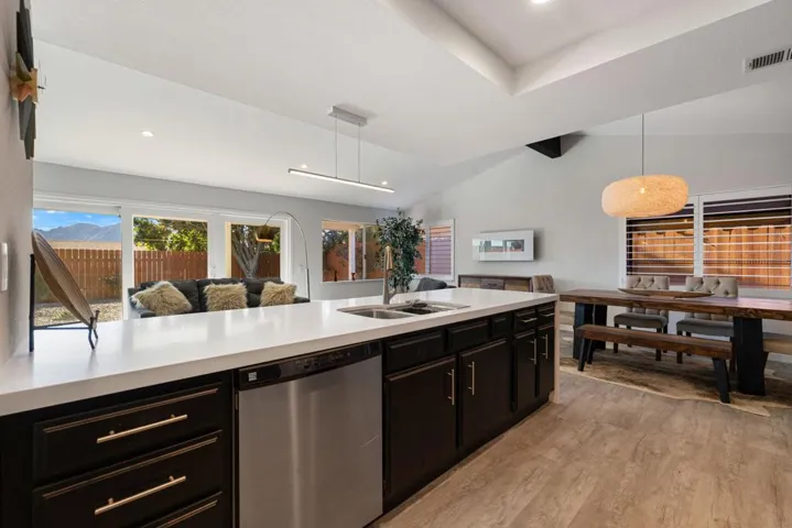 30-web-or-mls-2H8A4427