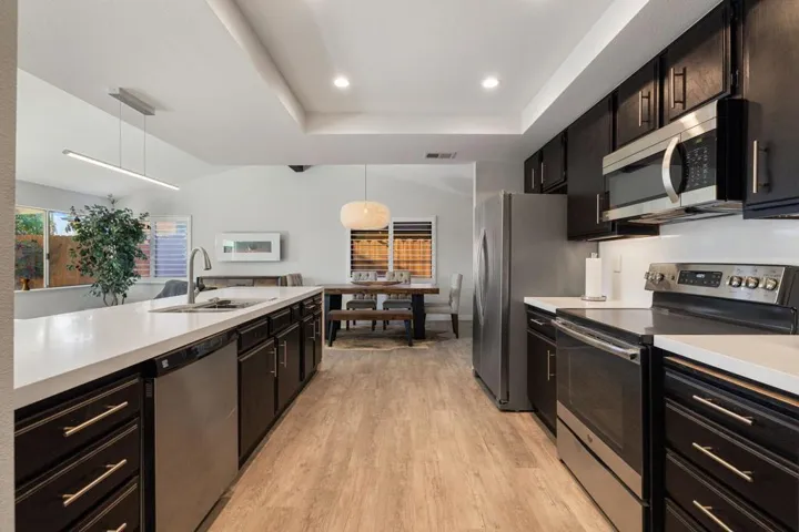 32-web-or-mls-2H8A4417