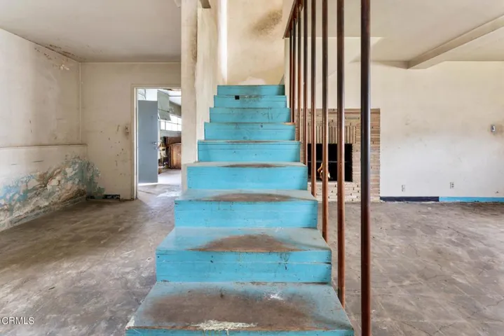 710 E. Walnut Burbank_ Low Res  019