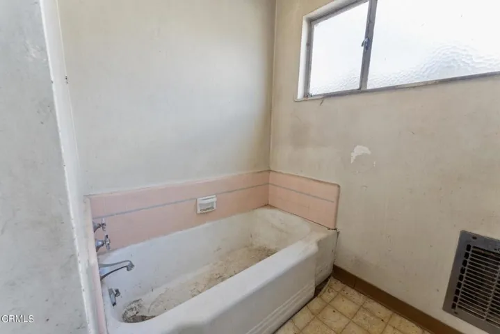 710 E. Walnut Burbank_ Low Res  016