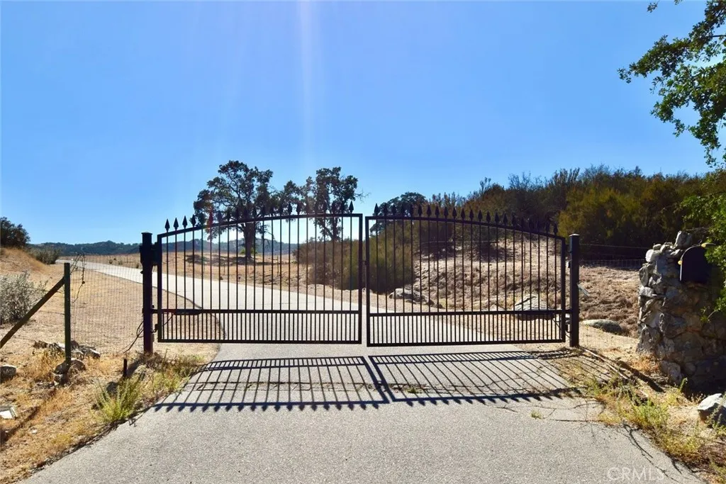 76980 San Antonio Road, Bradley, California 93426 home-pic-53