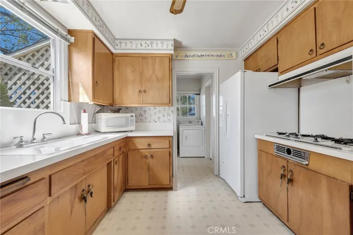 16522 Tuba Street, North Hills, California 91343
