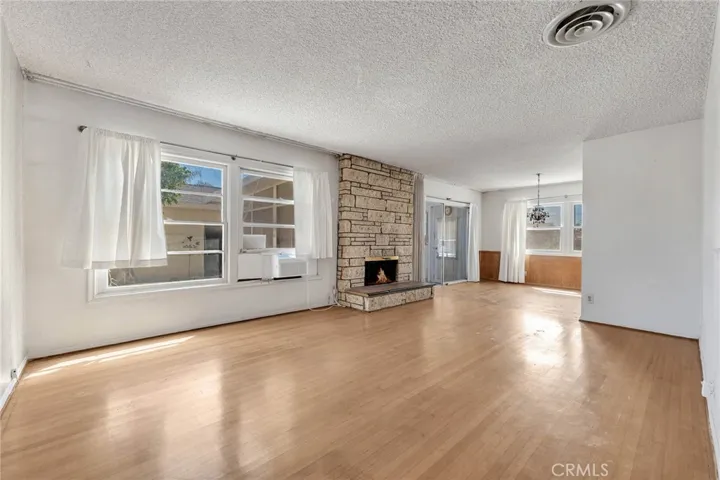 16522 Tuba Street, North Hills, California 91343