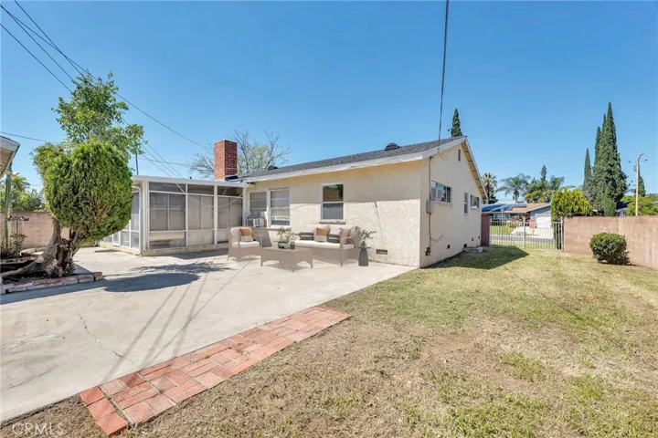 16522 Tuba Street, North Hills, California 91343