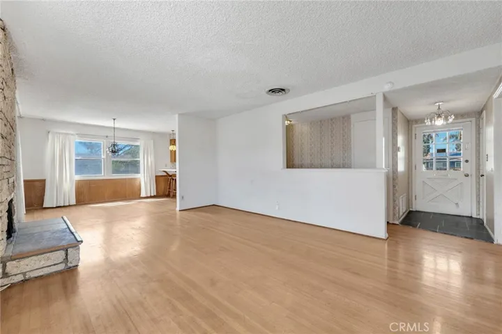 16522 Tuba Street, North Hills, California 91343