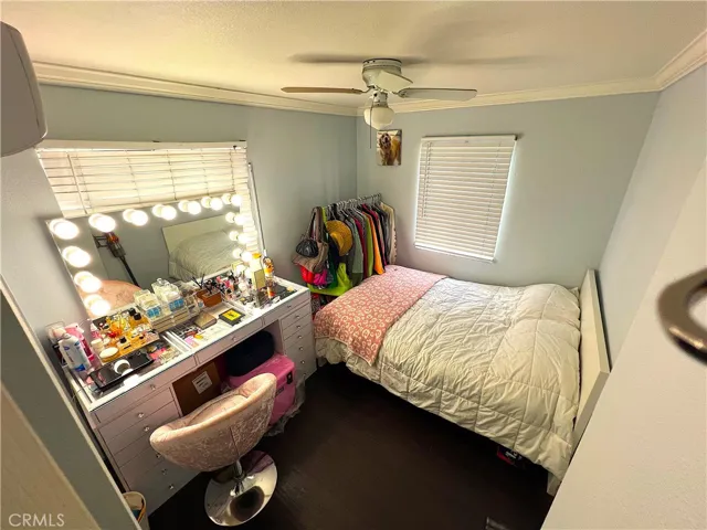 upstairs 2nd bedroom