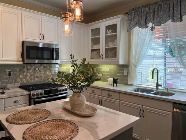 27641 Peppergrass Court, Murrieta, California 92562