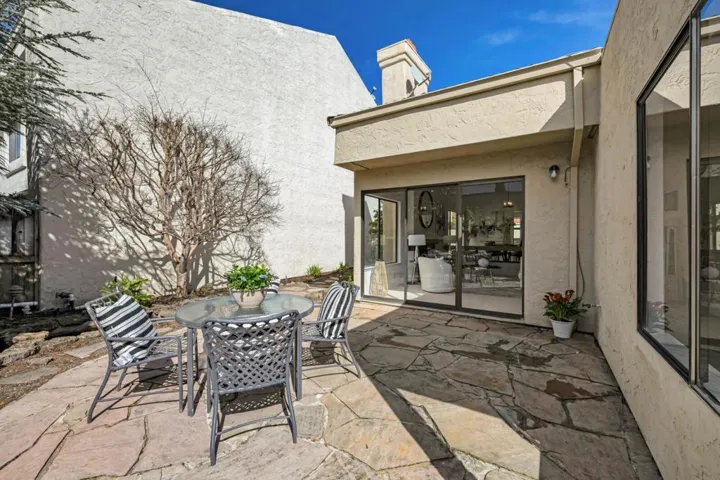 6 Barcelona Circle, None, California 94065