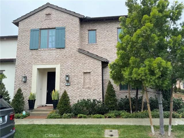 133 Toretta, Irvine, California 92602