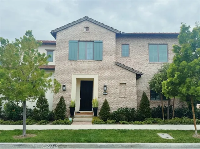 133 Toretta, Irvine, California 92602
