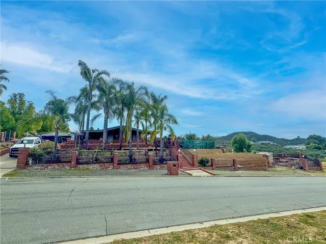 24349 Citrus Hill Road, Wildomar, California 92595