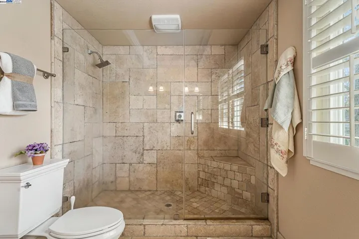 3207 Blackhawk Meadow Dr, Danville, California 94506
