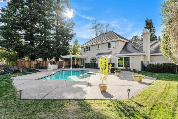 3207 Blackhawk Meadow Dr, Danville, California 94506