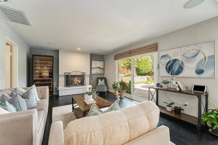 3207 Blackhawk Meadow Dr, Danville, California 94506