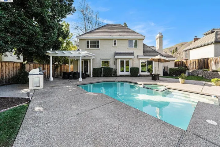 3207 Blackhawk Meadow Dr, Danville, California 94506
