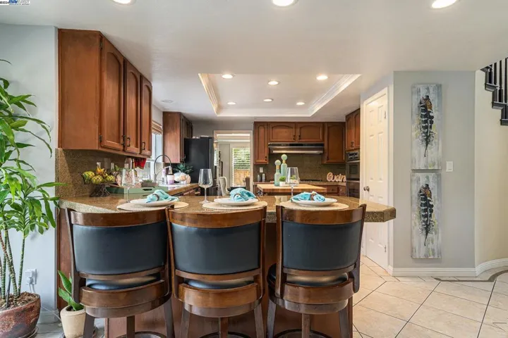 3207 Blackhawk Meadow Dr, Danville, California 94506