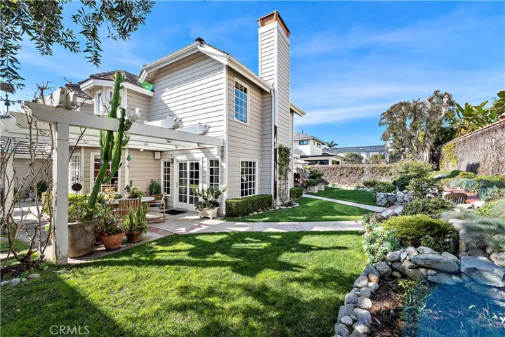 249 Avenida Vista Del Oceano, San Clemente, California 92672