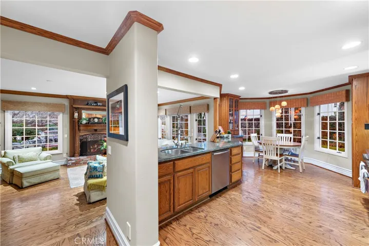 249 Avenida Vista Del Oceano, San Clemente, California 92672