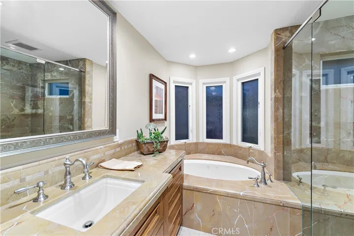 249 Avenida Vista Del Oceano, San Clemente, California 92672