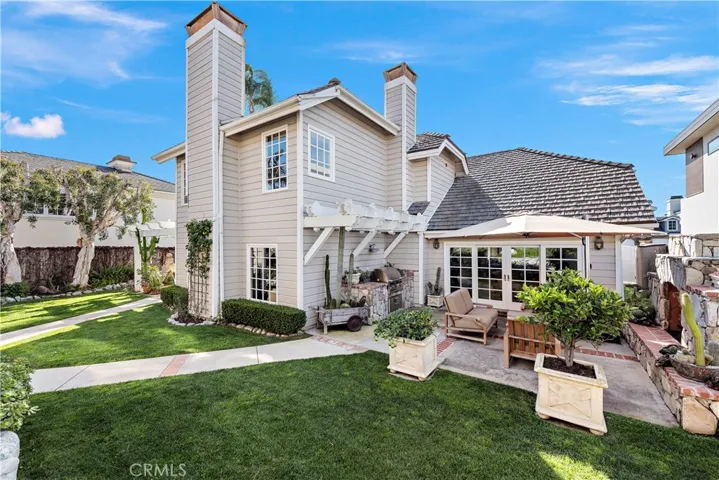 249 Avenida Vista Del Oceano, San Clemente, California 92672