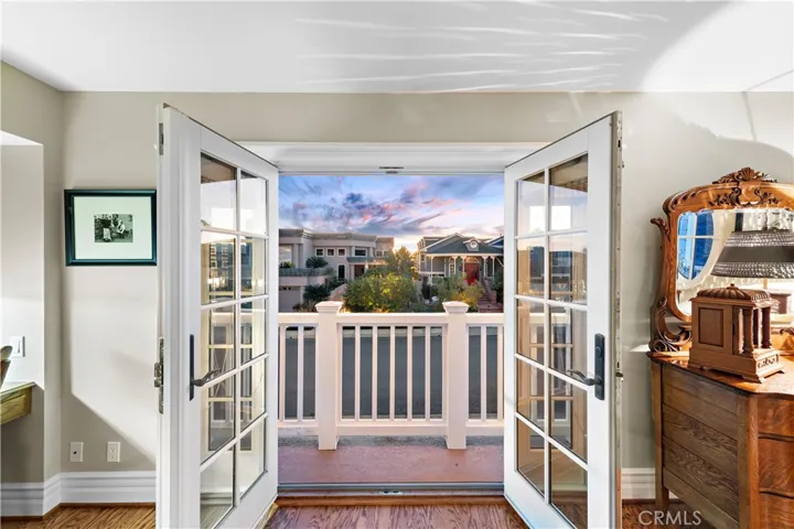 249 Avenida Vista Del Oceano, San Clemente, California 92672