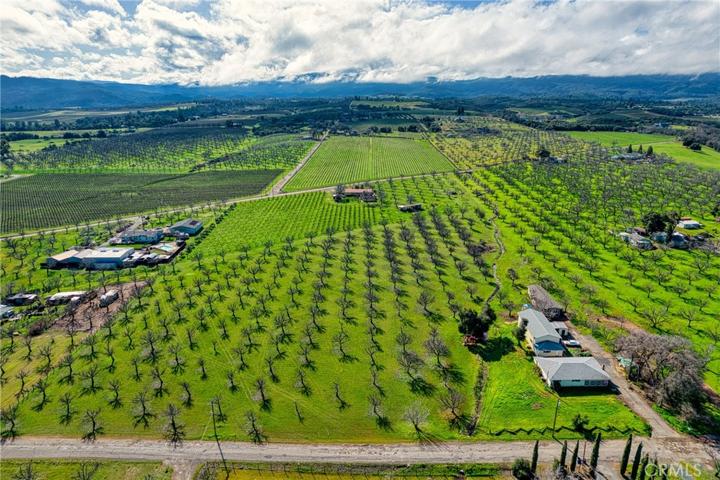 2495 Hummel Lane, Kelseyville, California 95451