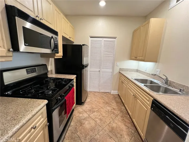 2415 Watermarke Place, Irvine, California 92612