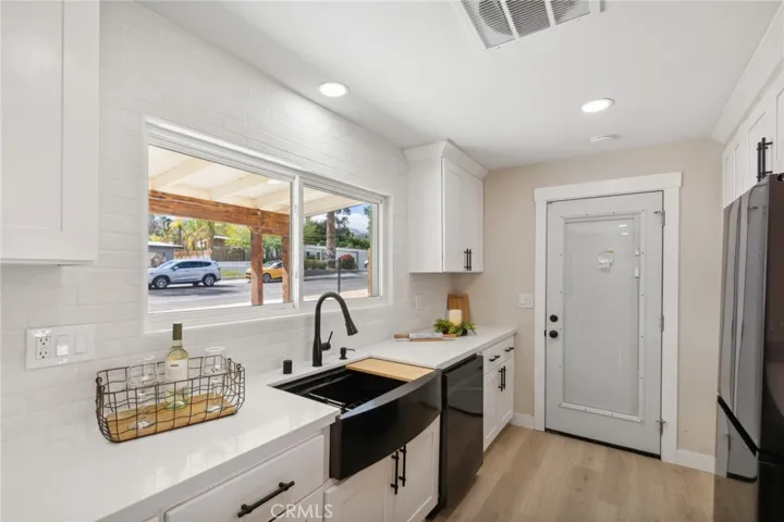 68548 Iroquois Street, Cathedral City, California 92234