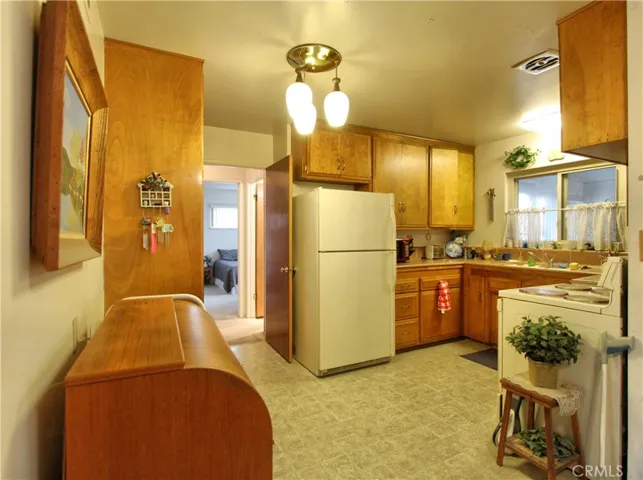 11680 Dodd Street, Yucaipa, California 92399