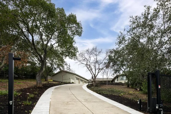 18 S Palomar Drive, Redwood City, California 94062