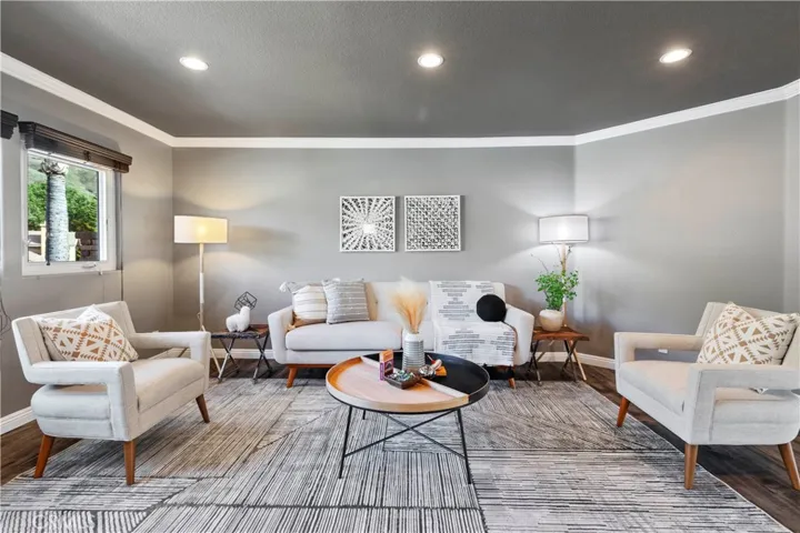 Loft/Den