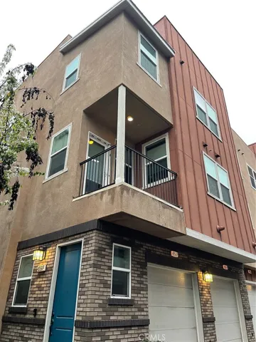 4956 Willow F, Montclair, California 91763