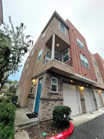 4956 Willow F, Montclair, California 91763